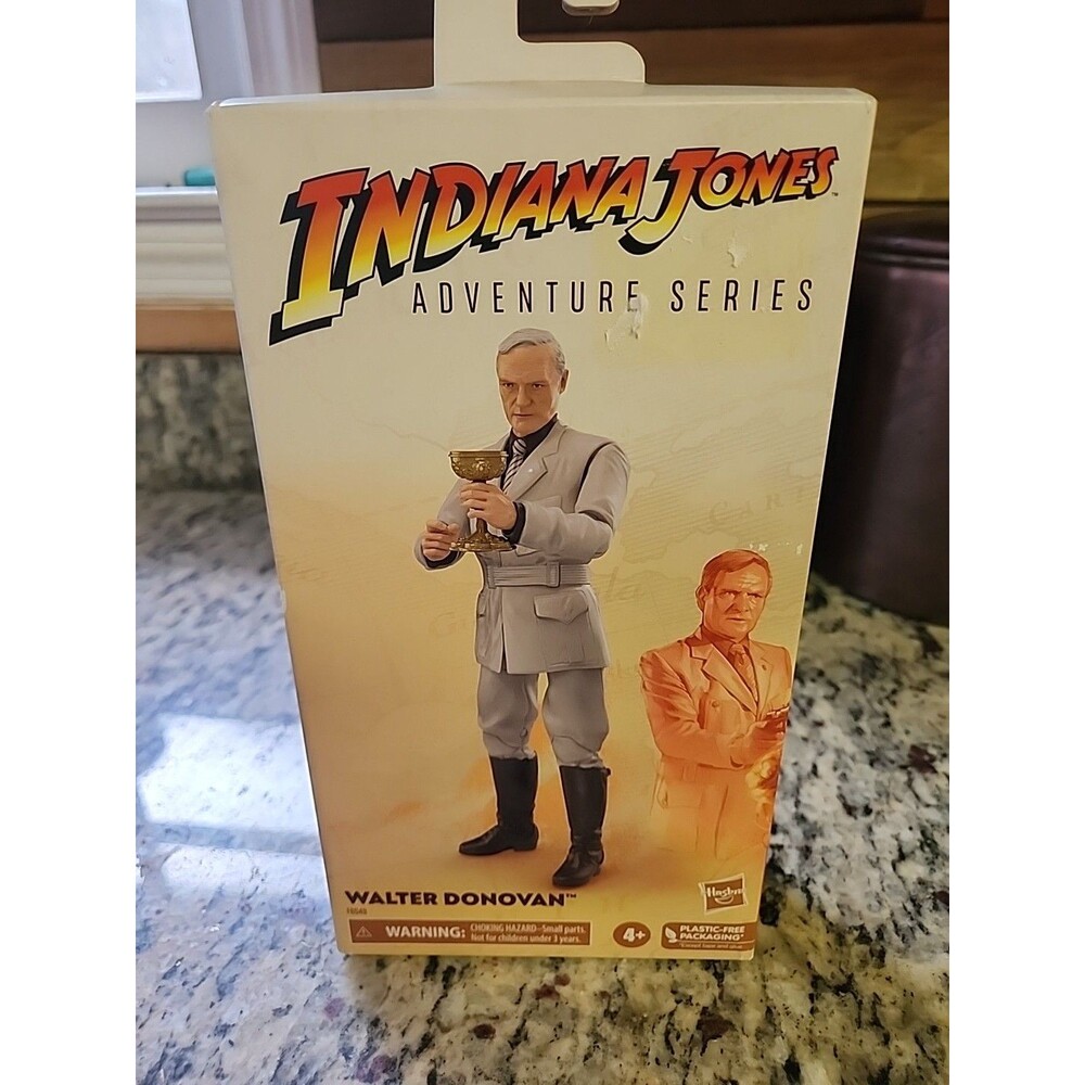 Hasbro Indiana Jones Adventure Series - Walter Donovan Action Figure